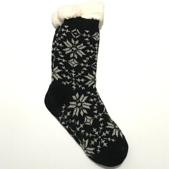 Yelete Accessories - Black Rowan Snowflake Sherpa Lined Slipper Soc